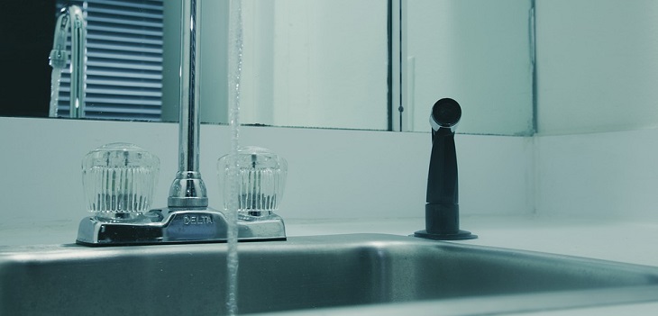 Diferente a alergias o sinusitis: el desconocido efecto del moho tóxico en nuestra salud