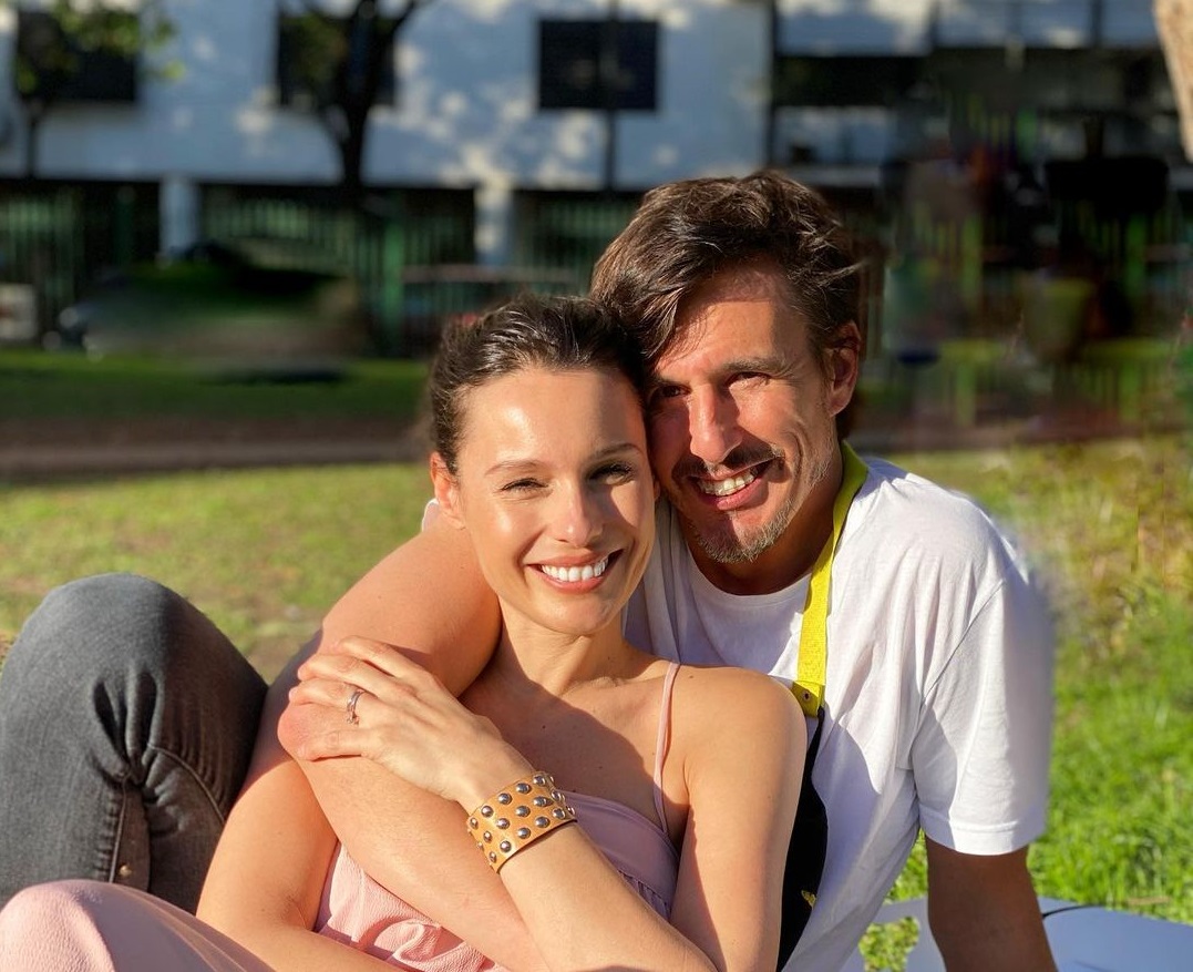 Pampita reveló en el día de su cumpleaños que espera a su primer bebé junto a Roberto García Moritan