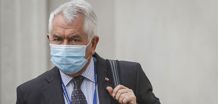 Minsal concluye revisión y anuncia entrega de correos electrónicos a Fiscalía