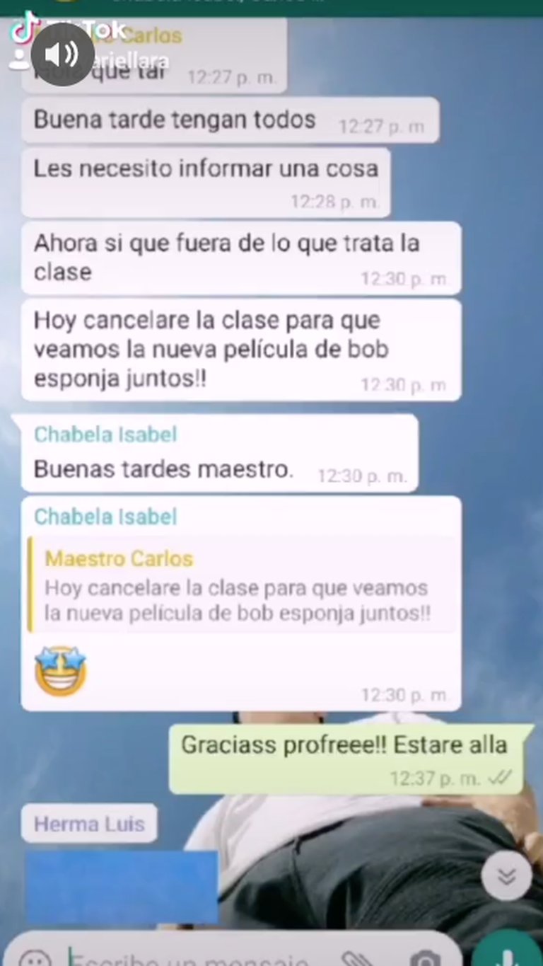 Profesor organizó jornada de películas con sus alumnos y solo uno llegó a la sesión virtual