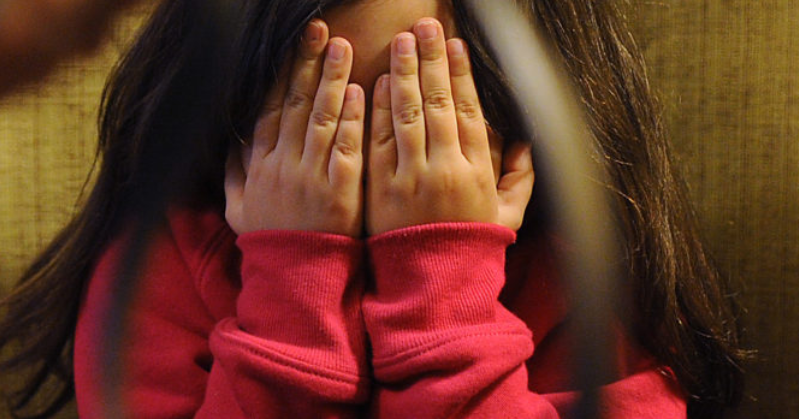 Hombre permanece prófugo tras ser acusado de violar a una niña de 8 años en Temuco