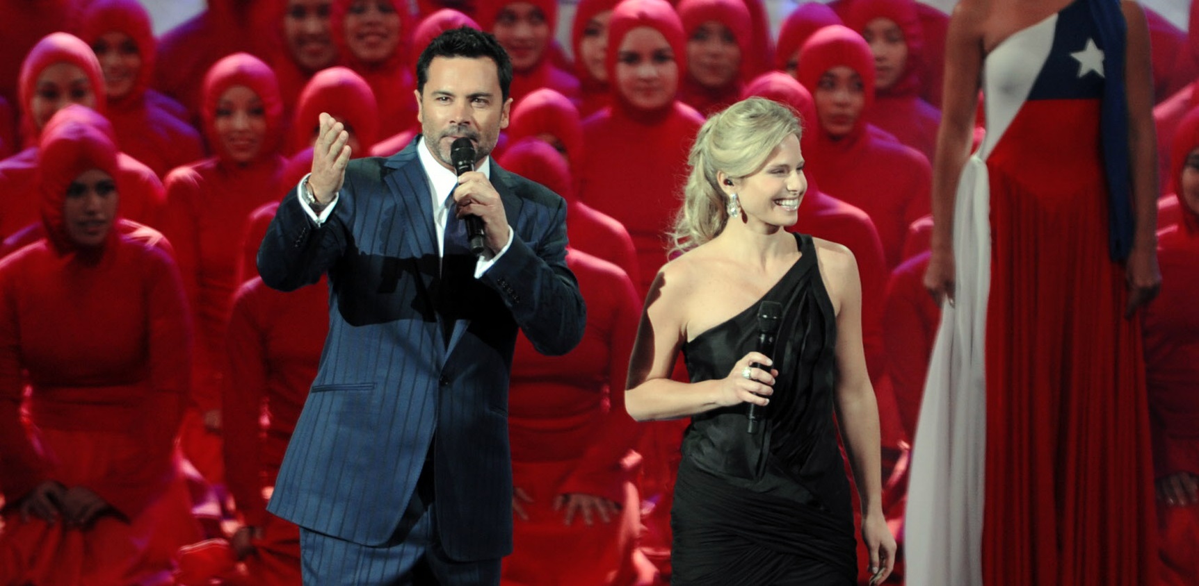 Soledad Onetto y animación de Viña con Felipe Camiroaga: 