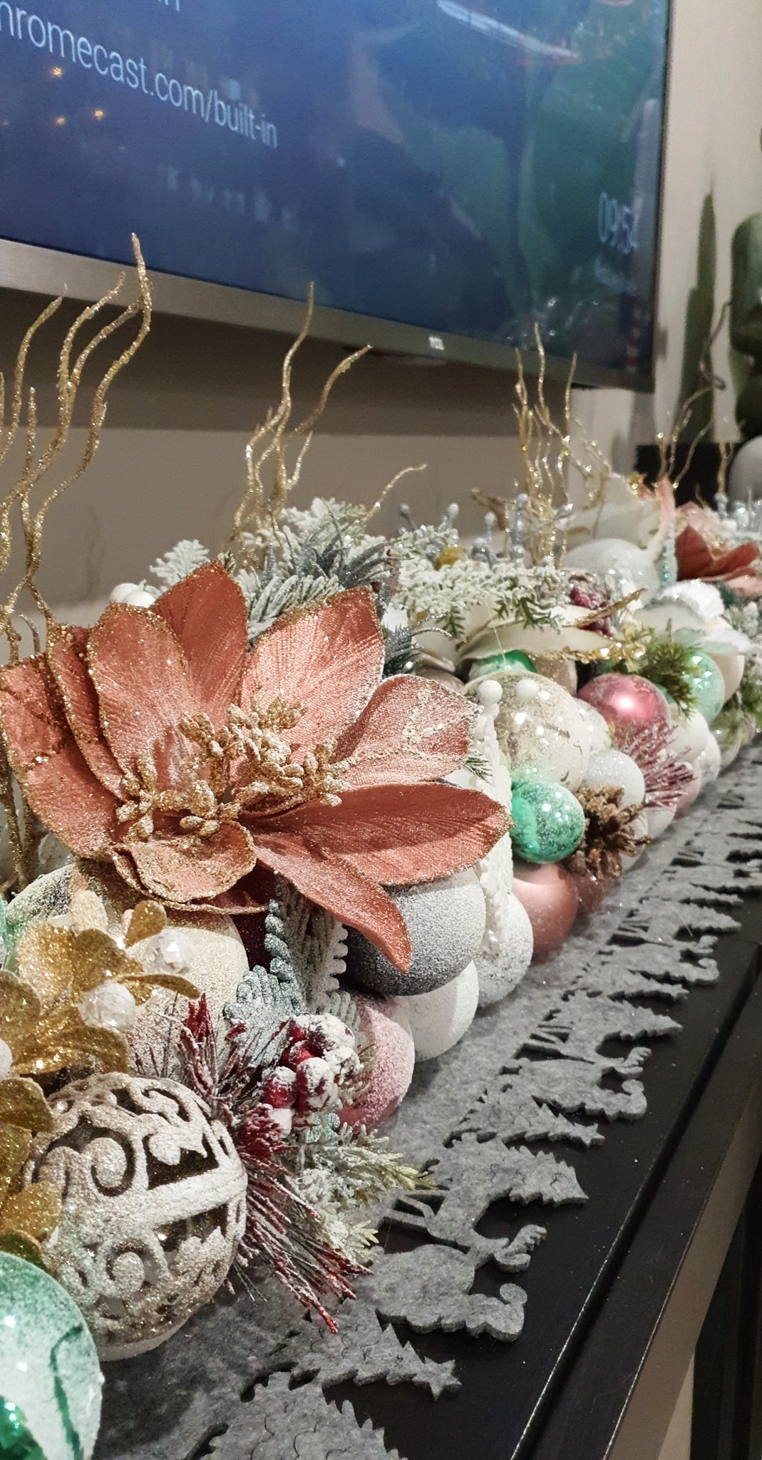 Adorno viral con flotador tubular