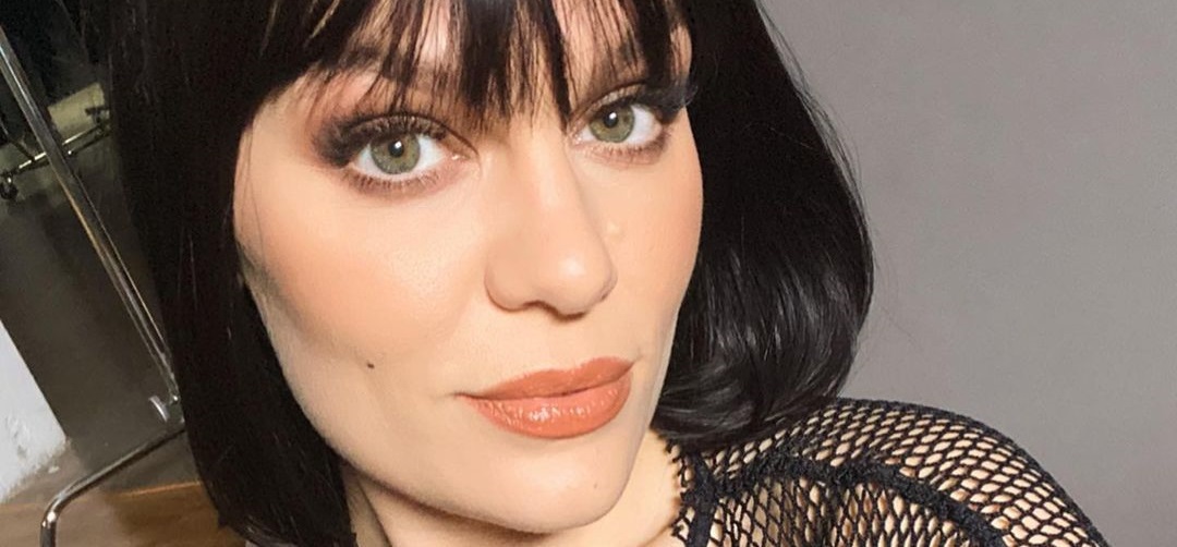 Jessie J fue internada tras despertar sorda y sin poder caminar bien: tiene enfermedad de Méniére