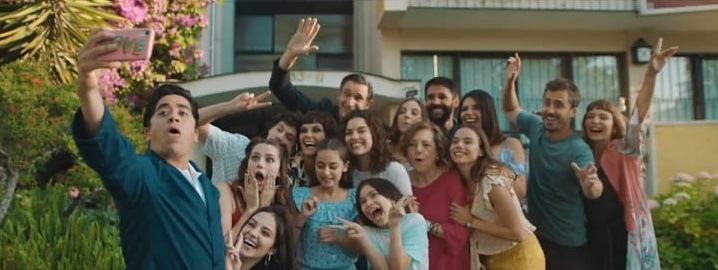 Mega lanza spot de nueva teleserie 'Edificio Corona': Paola Volpato luce gran cambio de look