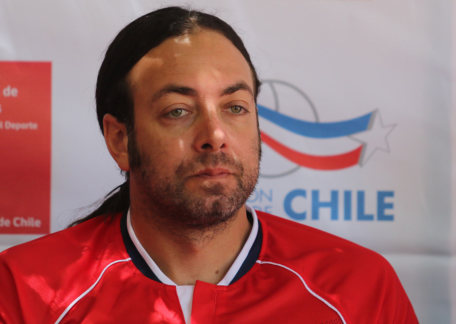 Nicolás Massú es víctima de delincuentes tras robo de su vehículo en Providencia