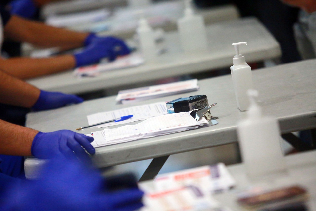 Gobierno prohíbe entrada a extranjeros que provengan de Reino Unido por nueva cepa de coronavirus