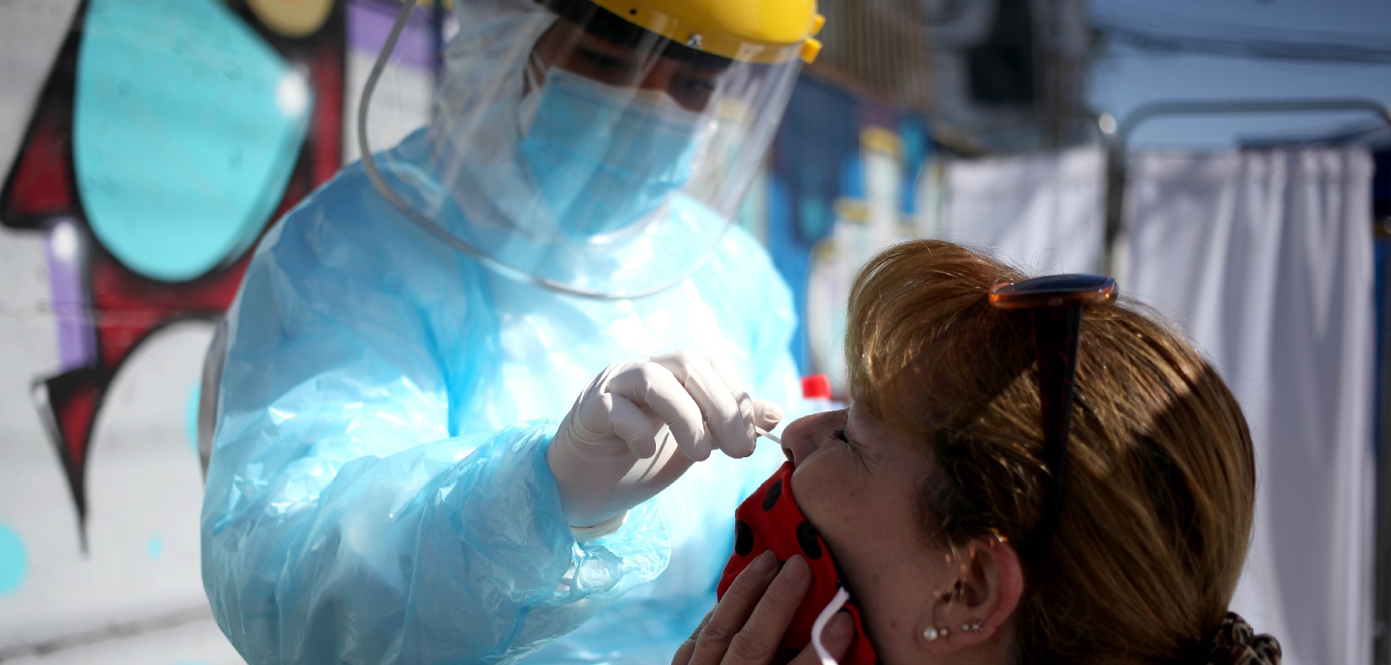 Ya es oficial: ahora examen PCR se puede realizar sin orden médica e isapres deben bonificarlo