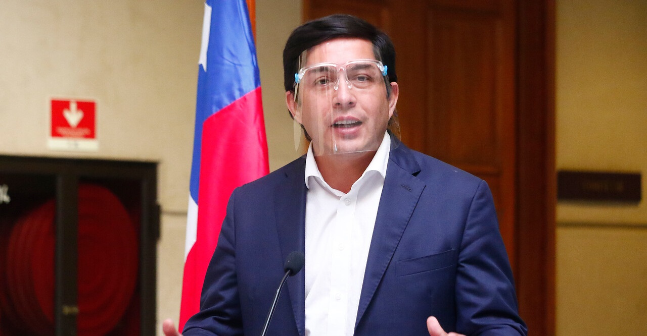 Diputado Durán reveló que su padre está en riesgo vital tras ataque: le perforaron un pulmón