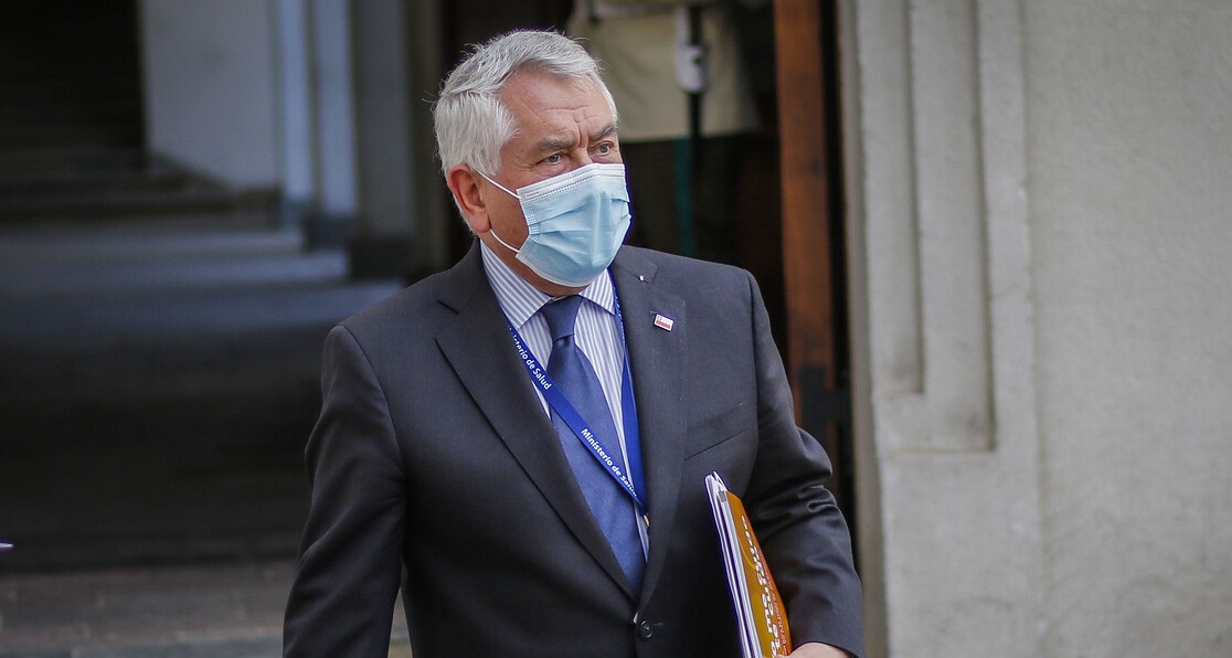 Ante llegada de la vacuna: Paris pronostica que medidas preventivas podrían durar hasta septiembre