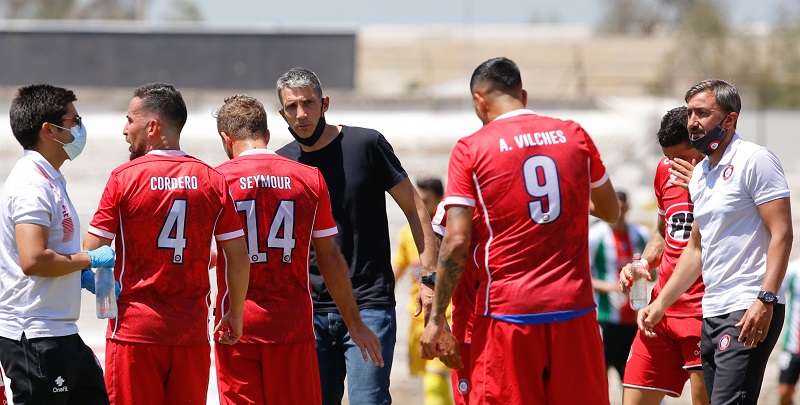 Siguen los problemas en Unión La Calera: club informó 12 nuevos casos de positivo por coronavirus