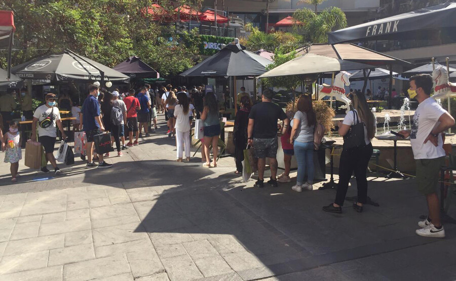 Minsal informa 1.699 nuevos casos de COVID-19: RM y Biobío siguen liderando contagios diarios