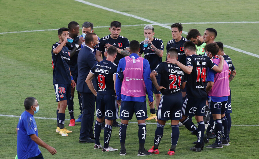 La 'U' informa de un caso positivo de coronavirus en el cuerpo técnico