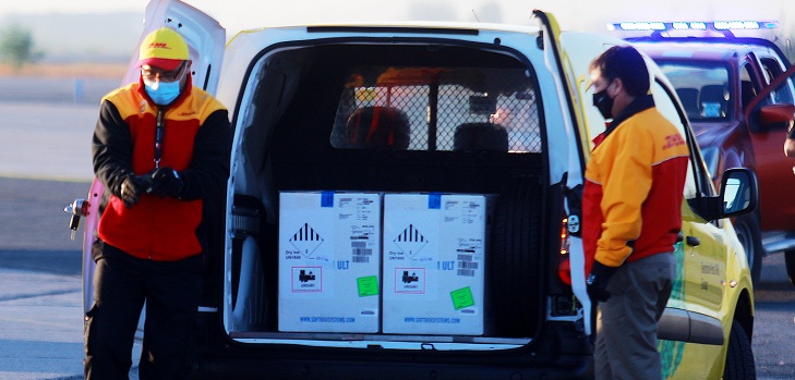 Proceso de vacunación contra el COVID-19 inicia en regiones: Biobío recibirá cerca de 2 mil dosis