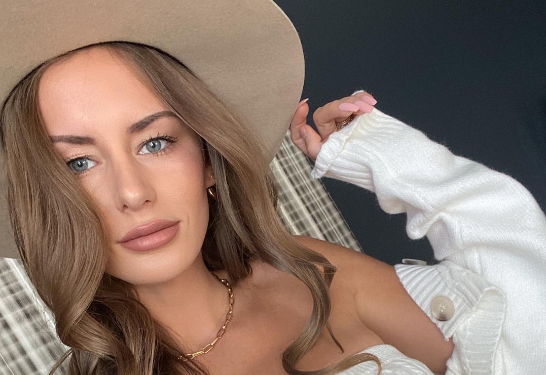 Influencer Alexis Sharkey fue encontrada muerta en carretera en Texas: autopsia está pendiente
