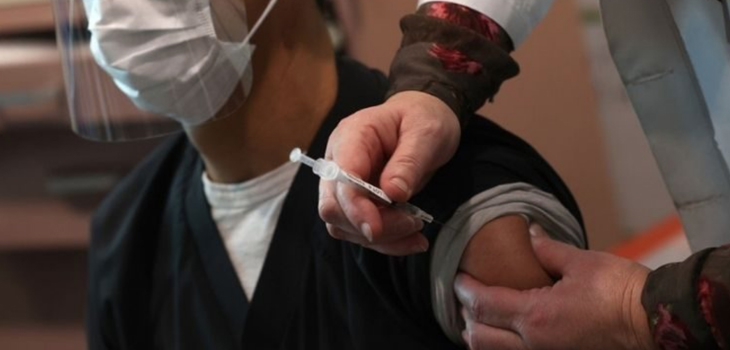 ¿Sólo 52 días? Entregan detalles sobre la protección comprobada de la vacuna Pfizer/BioNTech