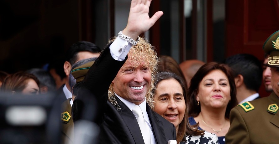 Farkas anunció a los primeros ganadores de su concurso navideño: recibirán un millón de pesos