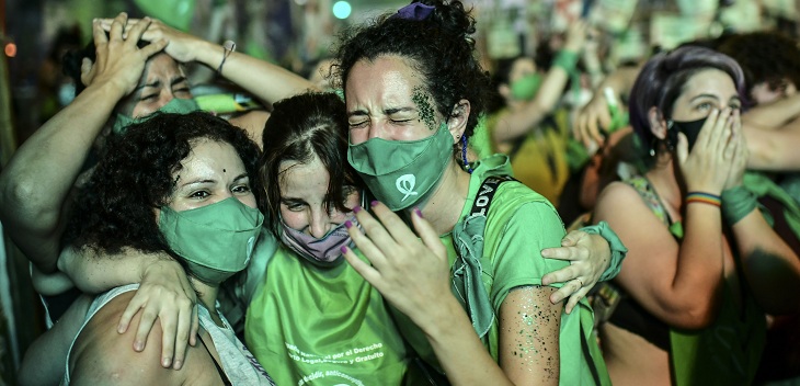 Argentina aprobó legalización del aborto hasta la semana 14 de gestación