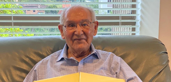 Lucio Caicedo, el hombre con 104 años que presentó su tesis doctoral y resolvió enigma de dos siglos