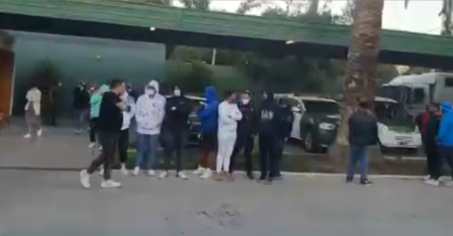 91 detenidos deja fiesta con cerca de 150 asistentes en 