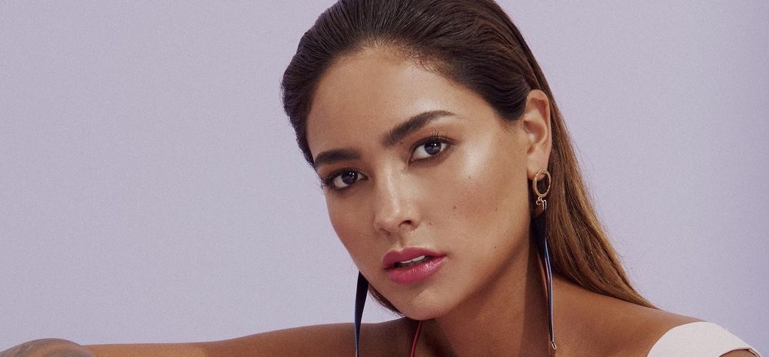 Camila Recabarren se rapó 