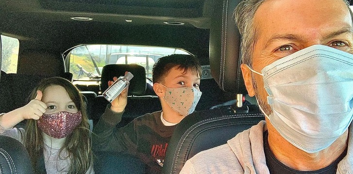 Cristián Sánchez subió el alegre regreso a clases de Gracia y Facundo: 