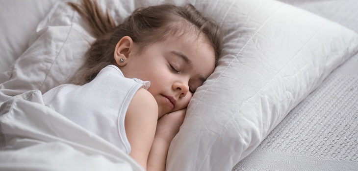 Ruidos blancos para bebés: los pros y contras de esta práctica cada vez más popular