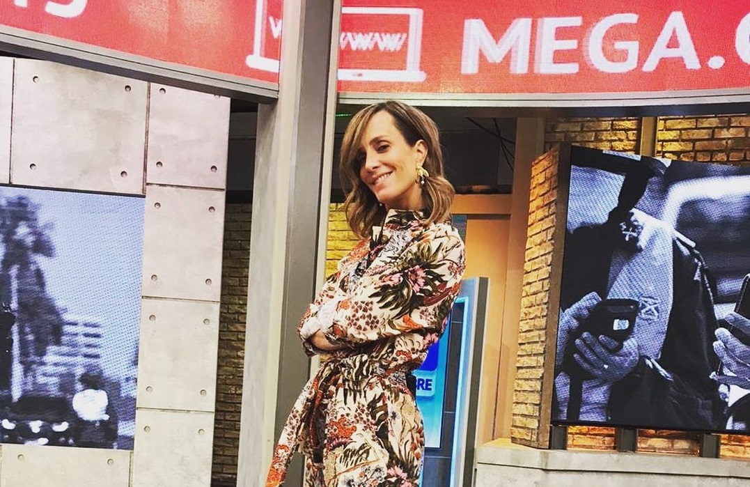 Sin mascarillas, ni distancia: la criticada foto navideña de Diana Bolocco y equipo de Mucho Gusto