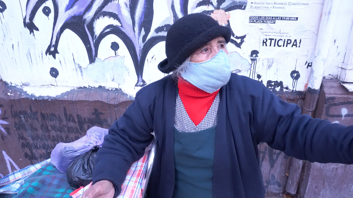 Fernando Lasalvia cuenta que pasó un mes viviendo en una pieza con la caja de alimentos del gobierno