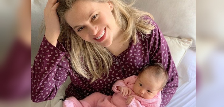 Eliana Albasetti pasó Nochebuena con su hija en la clínica: pequeña está hospitalizada