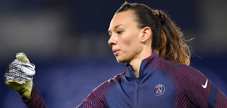 Por segundo año consecutivo: Tiane Endler se quedó sin premio The Best de la FIFA a mejor arquera