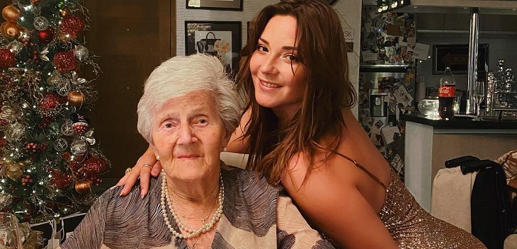 Kel Calderón hizo potente reflexión tras celebrar Navidad solo con su abuela: 