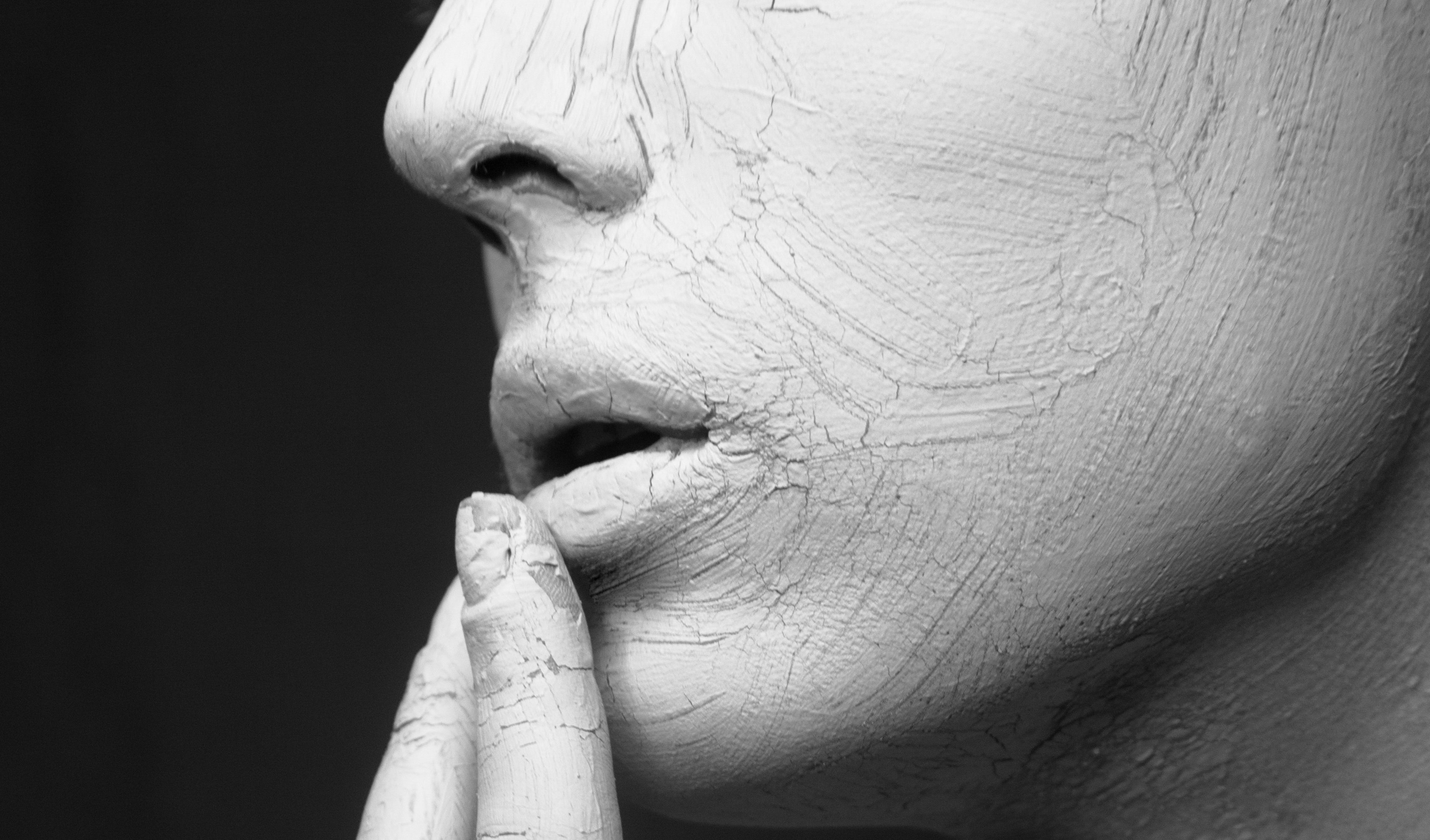 Piel seca y piel deshidratada no son lo mismo: experta detalla diferencias y cómo tratar cada una