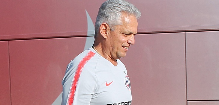 Horas claves: Reinaldo Rueda viajó a Bogotá para concretar su arribo a la selección colombiana