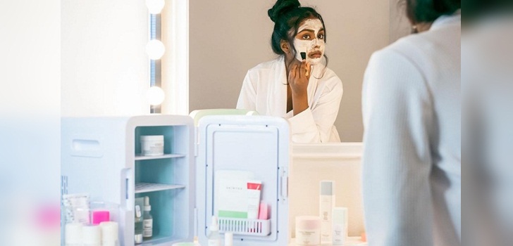 El gran error que estás cometiendo si guardas tus productos de skincare en tu refrigerador