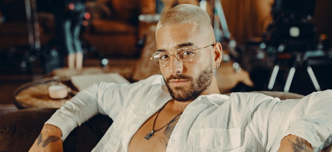 Maluma se convierte en el primer hombre en protagonizar la portada de la revista 