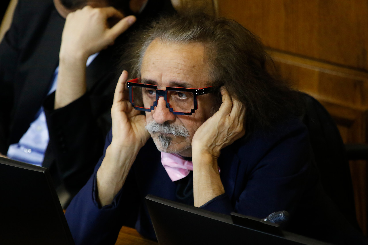 Partido Humanista aceptó congelar militancia de Florcita Alarcón tras denuncia de abuso sexual