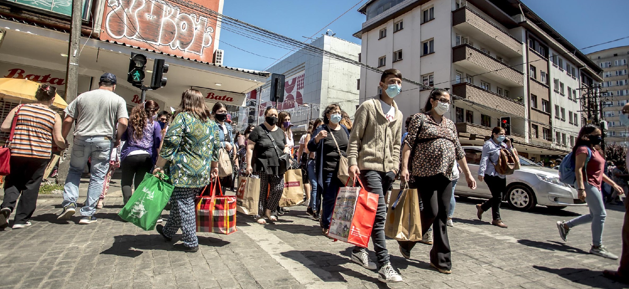 4.606 nuevos casos de COVID-19: RM, Los Lagos y Maule lideran contagios diarios
