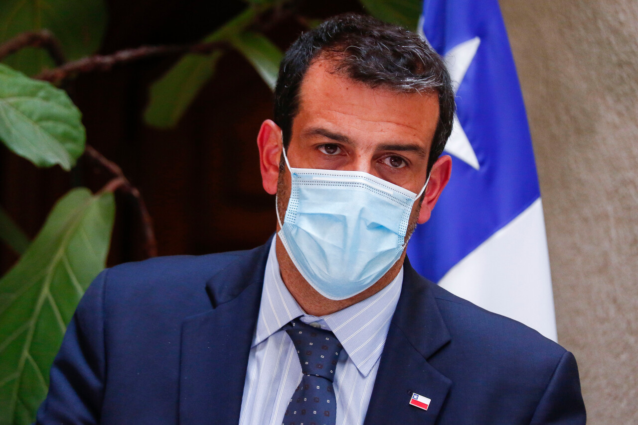 Delgado explicó idea de que detenidos en fiestas clandestinas hagan voluntariado con pacientes COVID