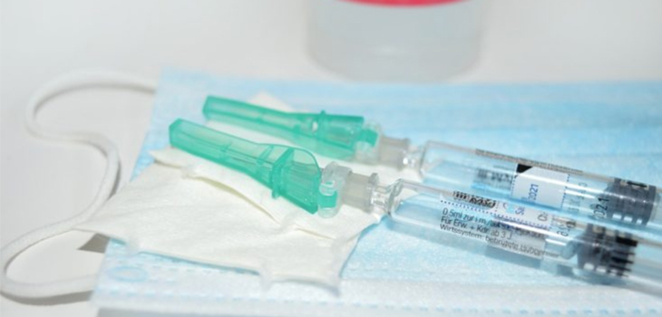 Gobierno enfatizó que no podrán vacunarse extranjeros turistas o irregulares