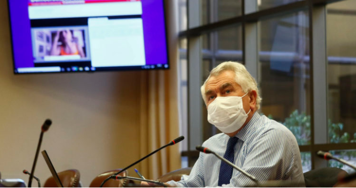 Ministro Paris y alza de casos COVID-19: 