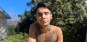 Leo Méndez Jr. reaccionó a comentarios discriminadores por fotos desnudo: 