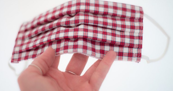 OMS asegura que mascarillas de tela siguen siendo eficaces tras prohibición de su uso en Alemania