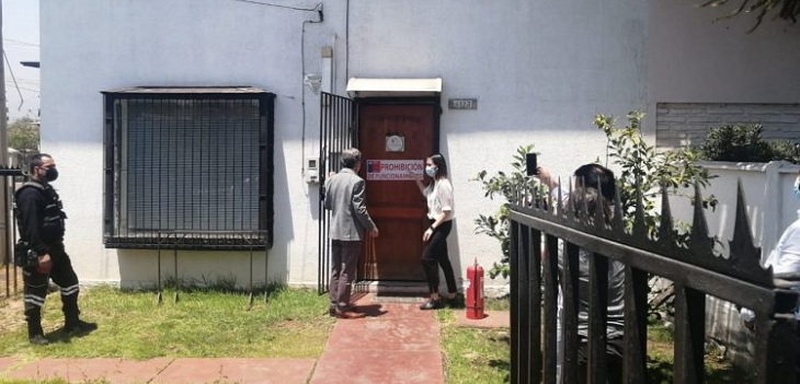 Denuncian a empresa de Las Condes por vender PCR negativos a $60 mil sin haber tomado muestras