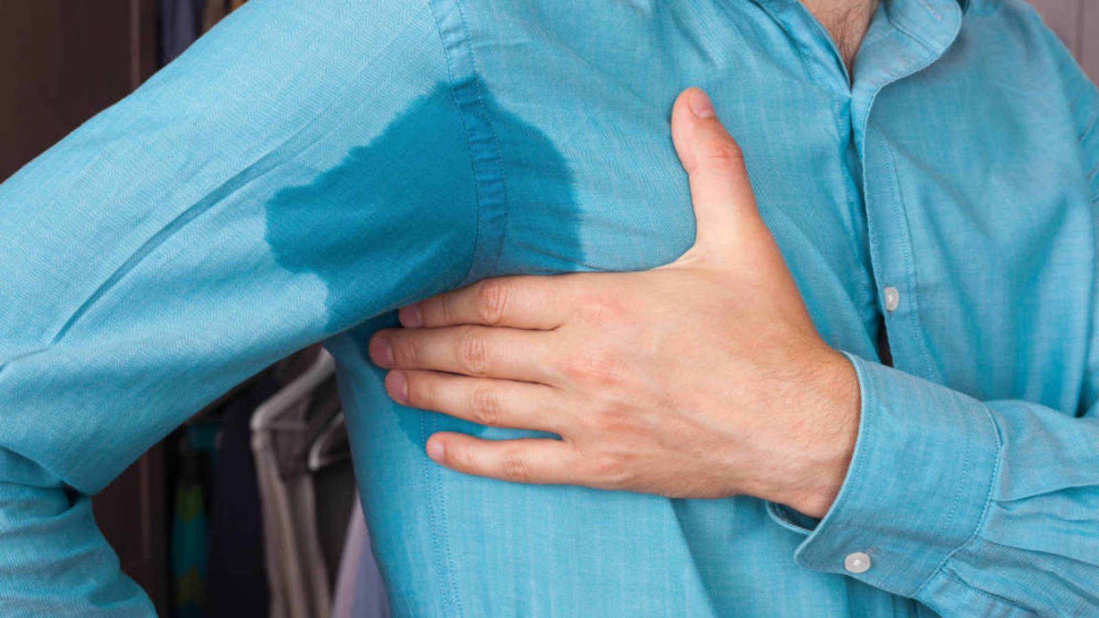 ¿Sufres con manchas en tu ropa por el café o el vino? Con estos sencillos tips las puedes limpiar