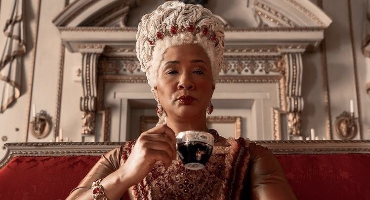 El impensado efecto 'Bridgerton': popular serie de Netflix disparó la búsqueda de vajilla vintage