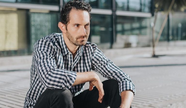 Actor Santiago Tupper destaca los beneficios de la medicina china en pandemia: la practica hace años