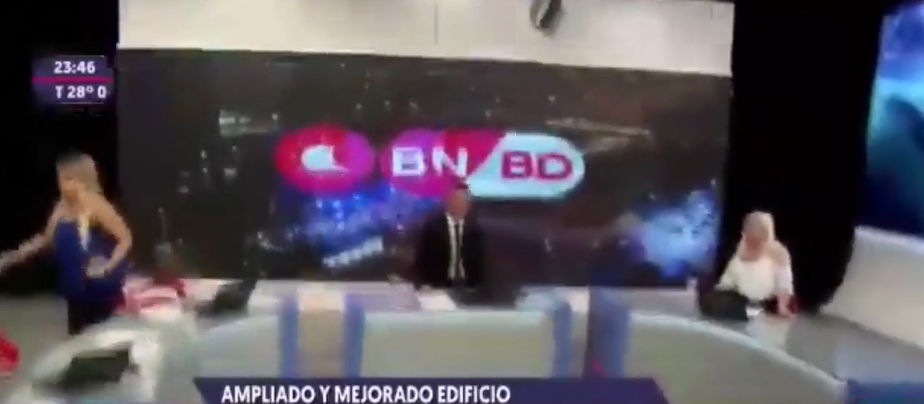 Dos animadores no pudieron con los nervios: noticiero de Argentina sufrió en vivo con fuerte sismo
