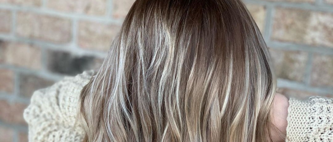 Smokey hair, la coloración de tonos fríos que pretende destronar a los rubios y castaños cobrizos