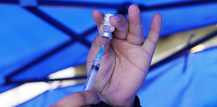 Pfizer y BioNTech aseguran que su vacuna tiene 100% de efectividad en niños de entre 12 y 15 años